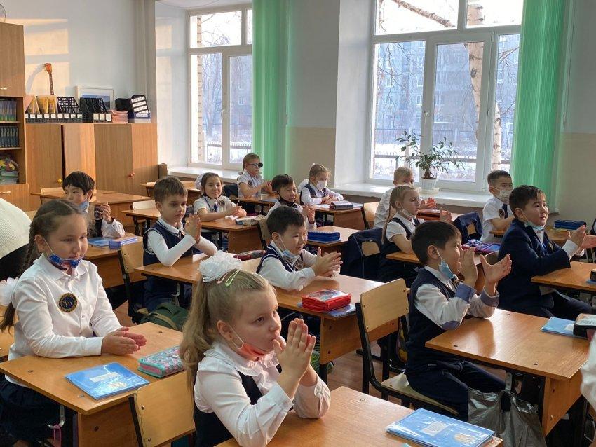 ПОСВЯЩЕНИЕ В ЛИЦЕИСТЫ